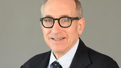 Robert Shapiro Headshot