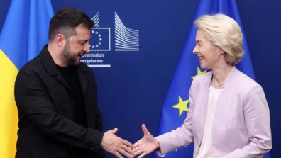 Zelensky Heads Back to Washington Under Pressure From Putin