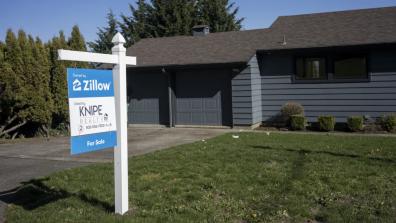 Why Zillow removes climate risk information from home listings