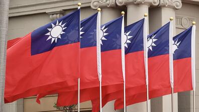 Taiwanese flags in a row