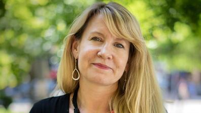 Jennifer Morris MIA '97