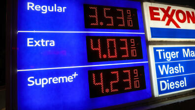Image of a gas price sign