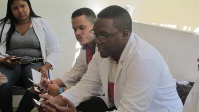 migrated/images/feedback-from-medical-residents-at-hospital-antonio-musa_32879564294_o.jpg