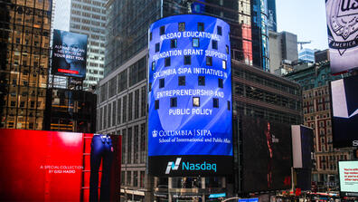 migrated/images/sipa-nasdaq-times-sq.jpg