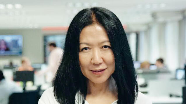 Thaís Oyama headshot