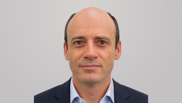 Daniel Adler headshot