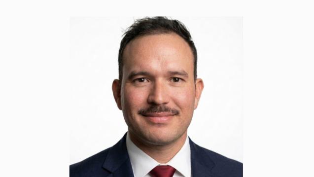Christian D. Rey headshot