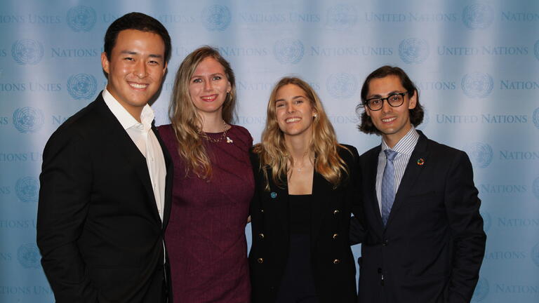 SIPA Students at the Summit -1