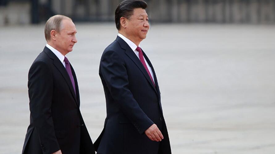 Vladimir Putin and Xi Jinping