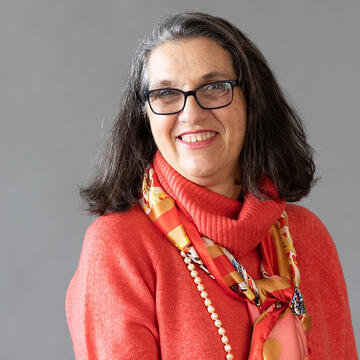 Maria Cecilia Barcellos-Raible 