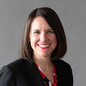 Amanda Huckabee Ferlazzo Headshot