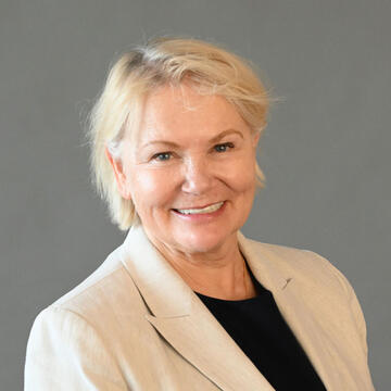 ochiq vaginali yalangoch ayollar