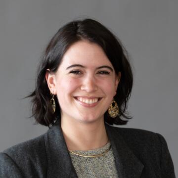 Olivia Grinberg Headshot