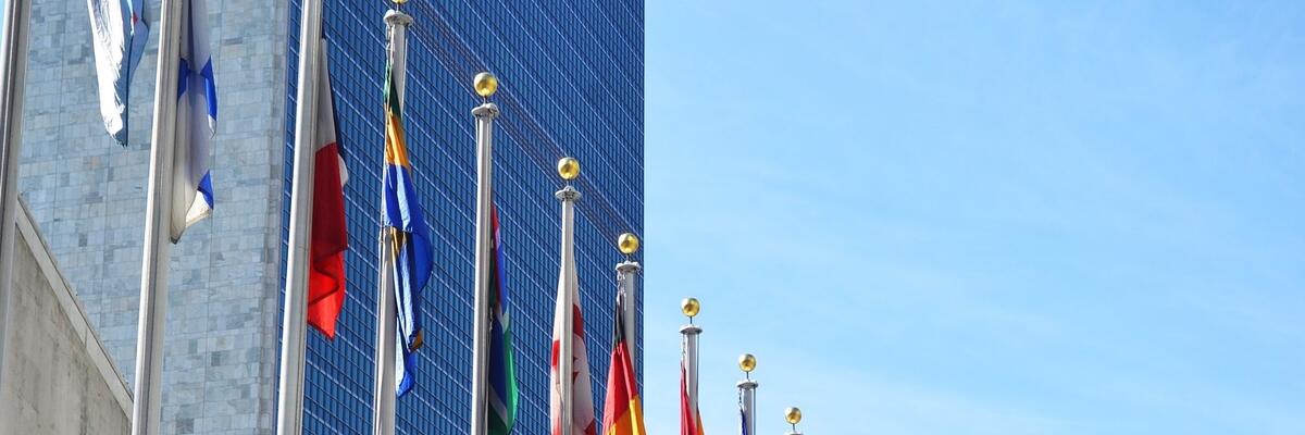 flag-3158666_1920