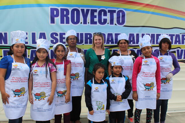Grudem at a food and nutritional safety fair in the town of Ventanilla, Peru, in July 2016.