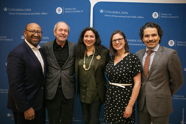 Michael Nutter, Jerry Hultin, Nilda Mesa, Kendal Stewart, and André Corrêa d’Almeida discussed innovations in urban government.