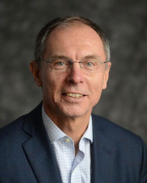 Slovenia’s University of Ljubljana has honored economist Jan Svejnar of SIPA’s Center on Global Economic Governance.