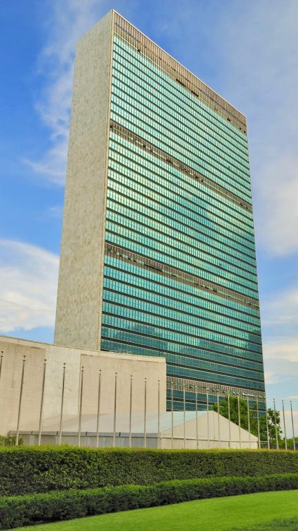 oleg_mit-united-nations-organization-5447280_1920